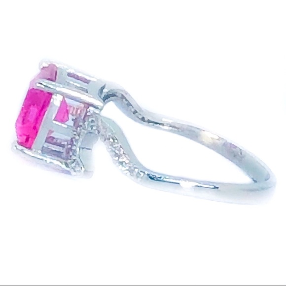 ❌ 1 Left-Being removed thurs night. If you’re interested, Lmk asap. - Picture 3 of 6